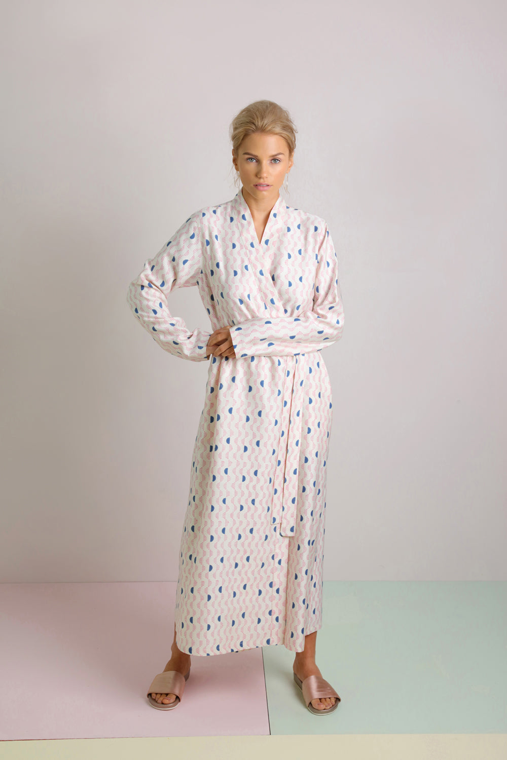 Luxury Mulberry Silk Robe - Kochi Pink