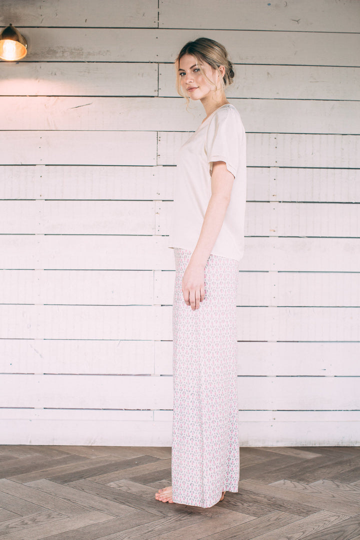 Model Wearing Mulberry Silk Sleeved Top - Ivory (Natural)