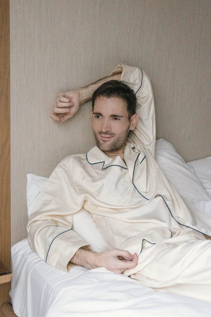 Men's Mulberry Silk Pyjamas - Natural Ivory with Navy Detail - Please note that pieces purchased in our Archive Sale can't be refunded. We are happy to offer an exchange, if we have the stock available or a credit note.
