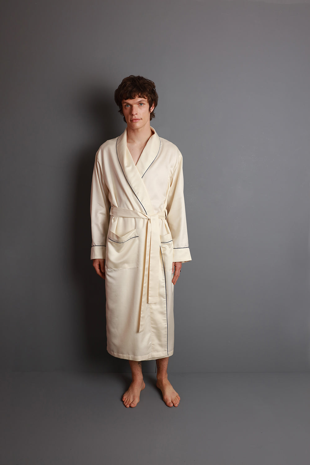 Men's Mulberry Silk Robe - Natural Ivory with Navy Piping