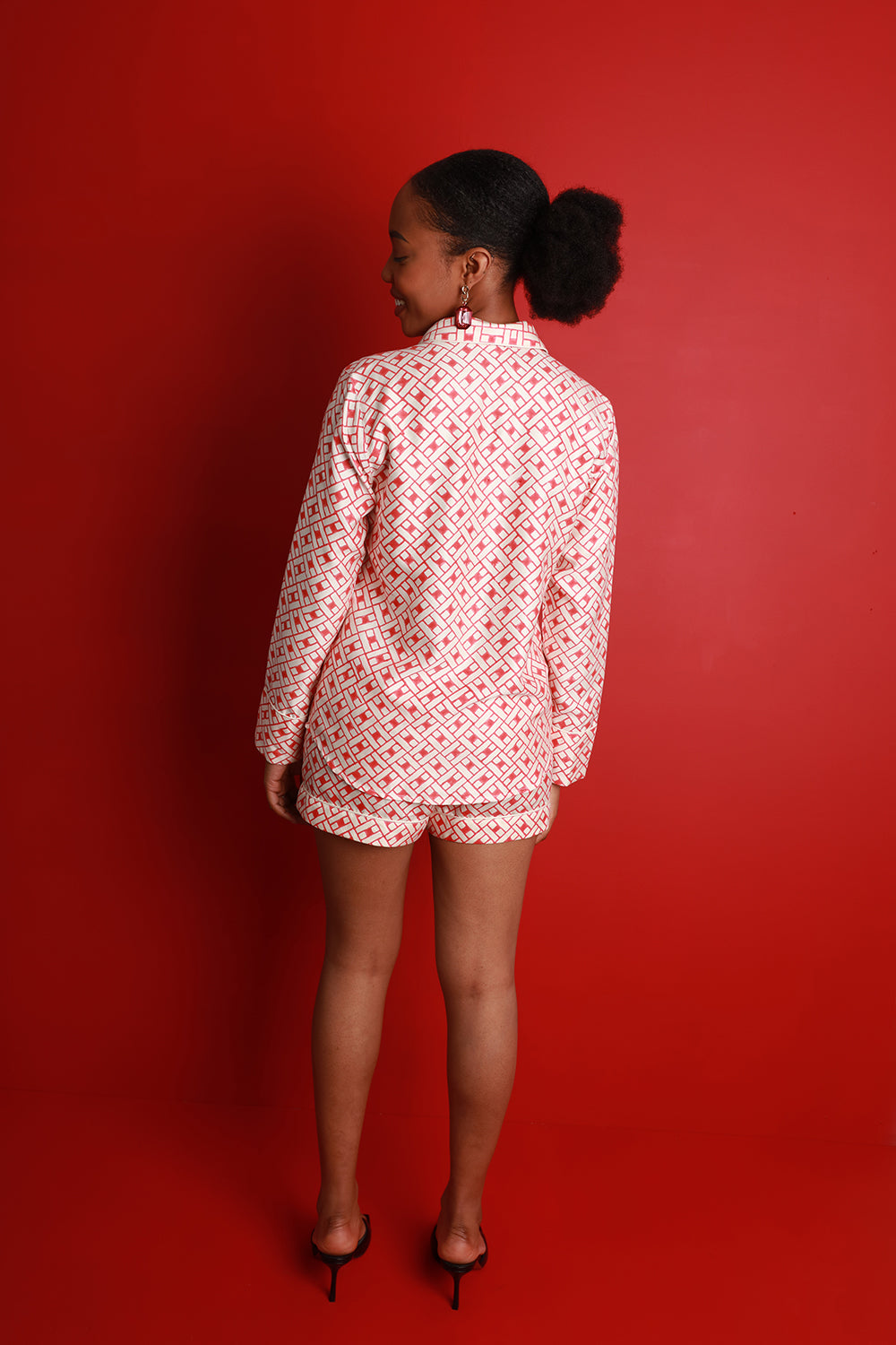 Mulberry Silk Long Sleeved Shorties Pyjamas - Leh Scarlet